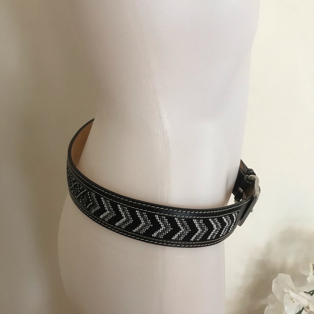 Donald J. Pliner Bead Worked Leather Belt Medium - Picture 3 of 8